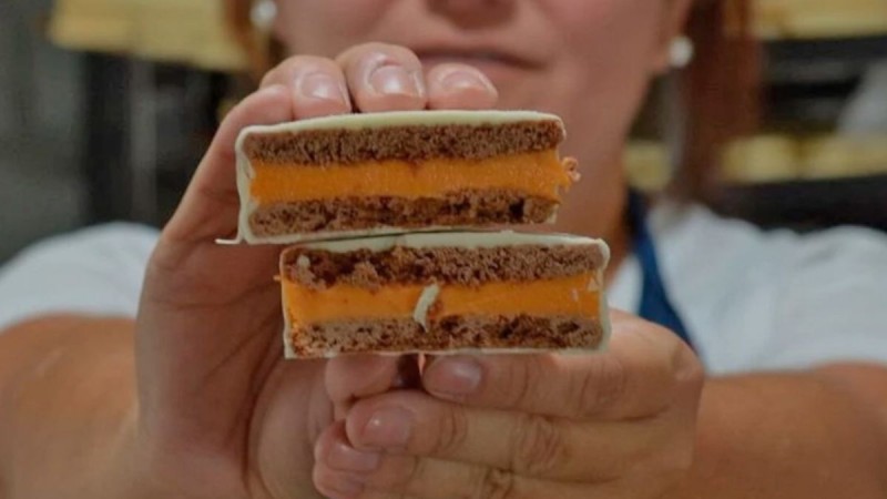 Alfajor con ketchup: la osadía que nació en Rosario y ya viaja a competir a Córdoba